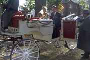 Click to see 2003-08-16-17_22_53-Hochzeit_Kutsche_v_ 003.jpg