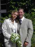 Click to see 2003-08-15-11_49_48-Hochzeit_Standesamt_kh_032.jpg